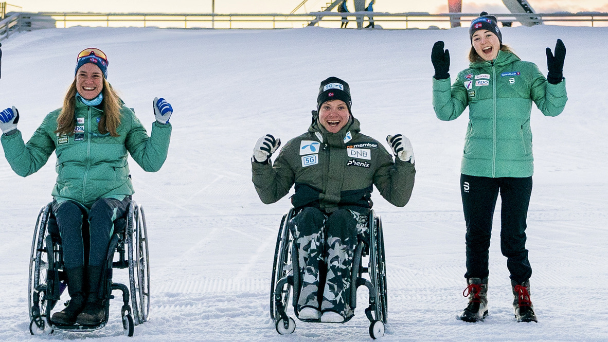 Birgit Skarstein, Jesper Saltvik Pedersen og Vilde Nilsen under VM i snørsport for parautøvere på Lillehammer. 