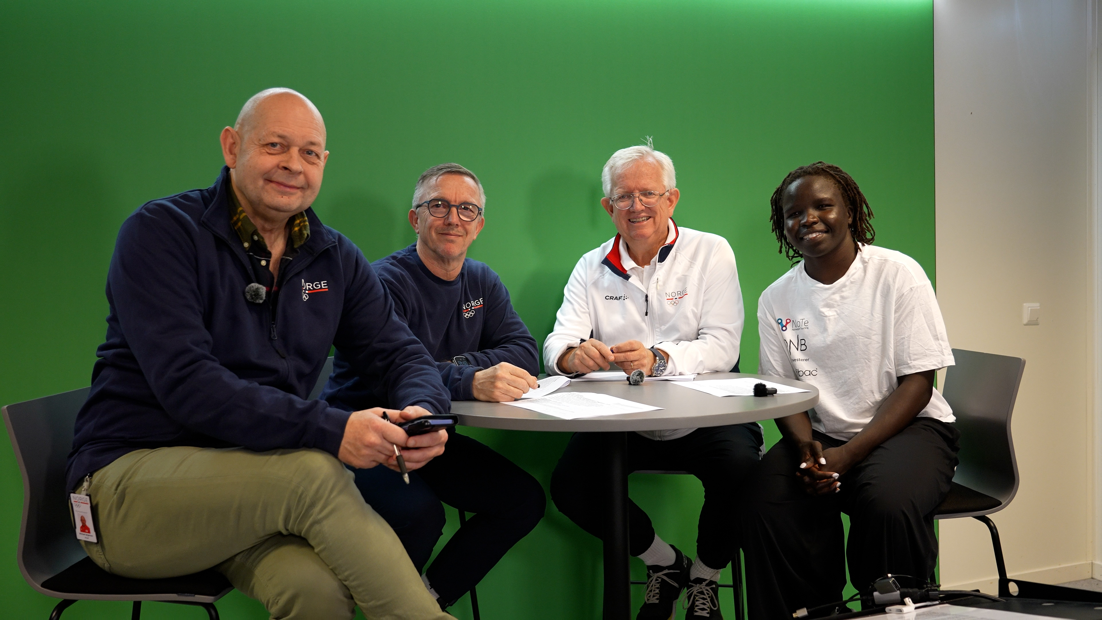 Michael Jørgensen, Morten Bråten, Øivind Sørvald og Grace Bullen i Olympiatoppens podkaststudio. (Foto: Kamilla Fausa).